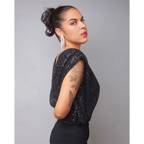 Black Sleeveless Shimmering Sequin Bodysuit - Picture 5 of 5